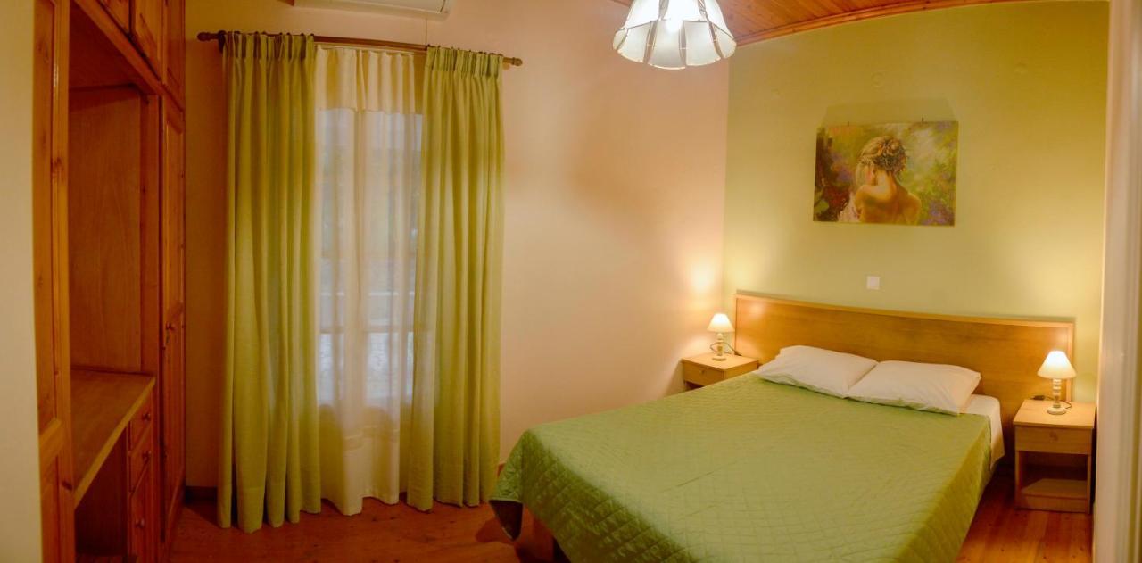 Villa Olive Grove And Sea View Agios Spyridon  Buitenkant foto