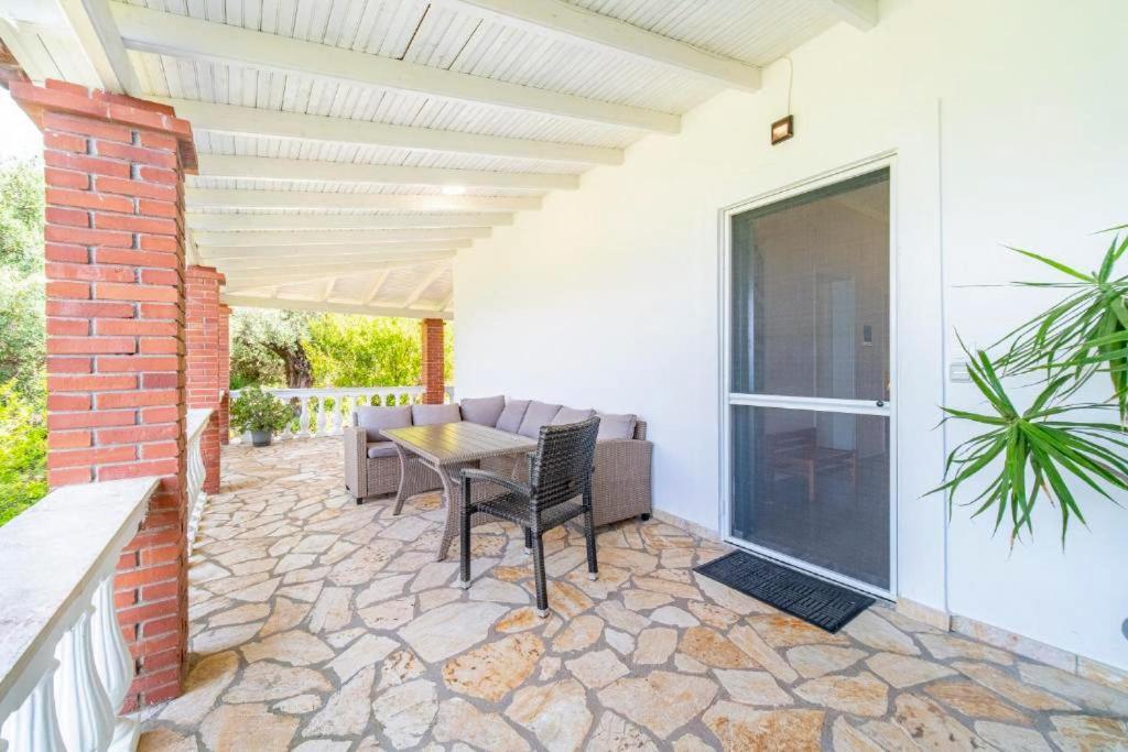 Villa Olive Grove And Sea View Agios Spyridon  Buitenkant foto