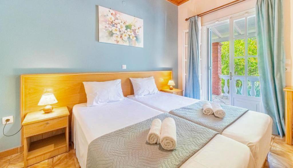 Villa Olive Grove And Sea View Agios Spyridon  Buitenkant foto